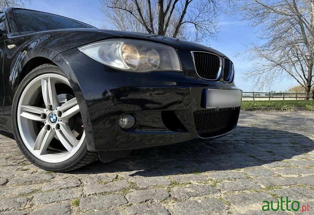 2008' BMW 118 D Pack M photo #3