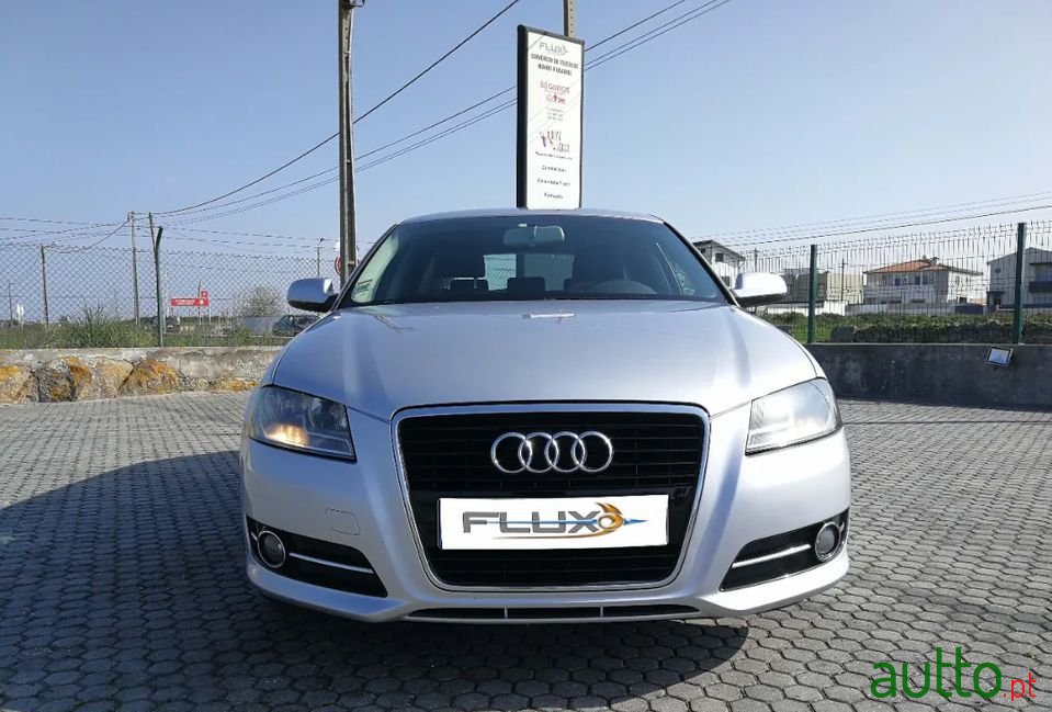 2011' Audi A3 Sportback photo #3