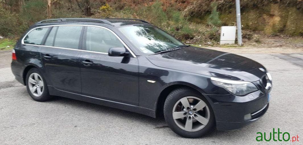 2008' BMW 520 photo #2