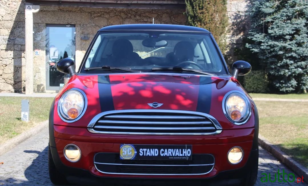 2010' MINI Cooper photo #2