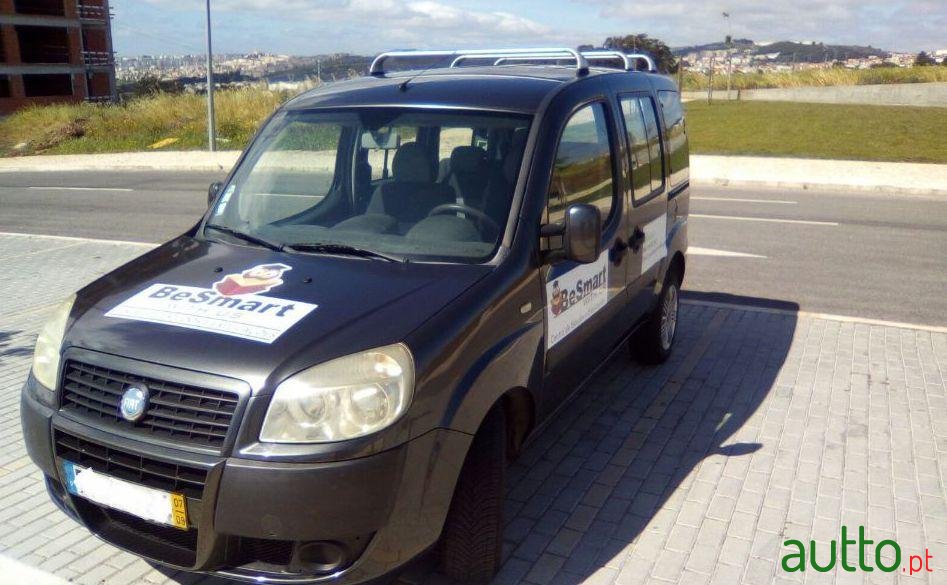 2007' Fiat Doblo photo #2