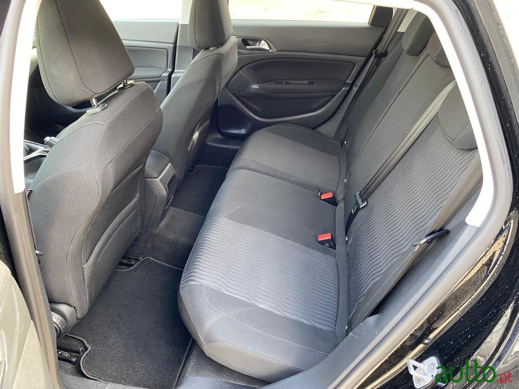 2016' Peugeot 308 1.6 HDI photo #7