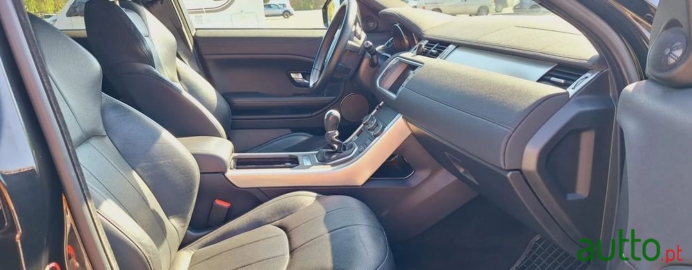 2018' Land Rover Range Rover Evoque photo #6