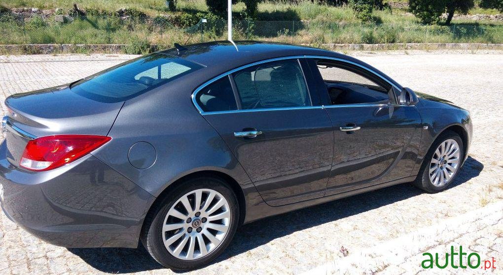 2010' Opel Insignia 2.0 Cdti Cosmo Ecoflex photo #2