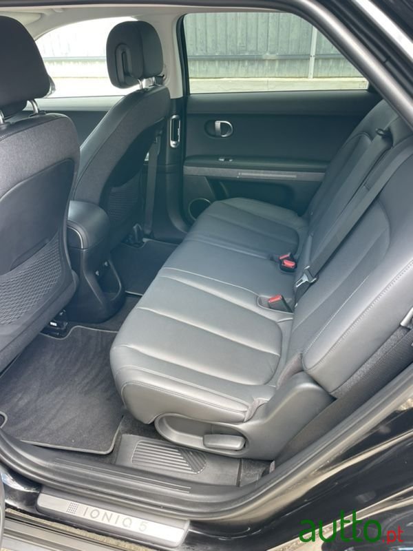 2021' Hyundai Ioniq 5 photo #5
