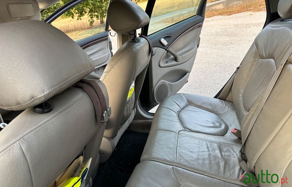 2004' Citroen C5 Tourer photo #6