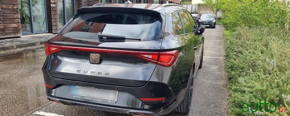 2022' Cupra Leon St photo #3