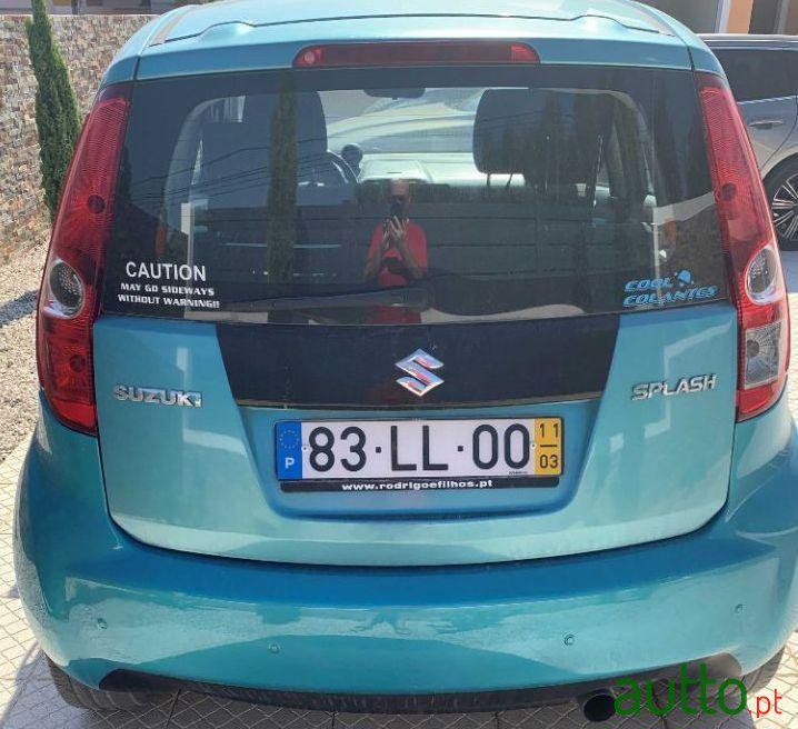2011' Suzuki Splash 1,0 65Cv photo #3