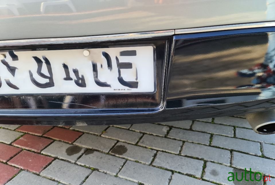 2013' Toyota Auris photo #2