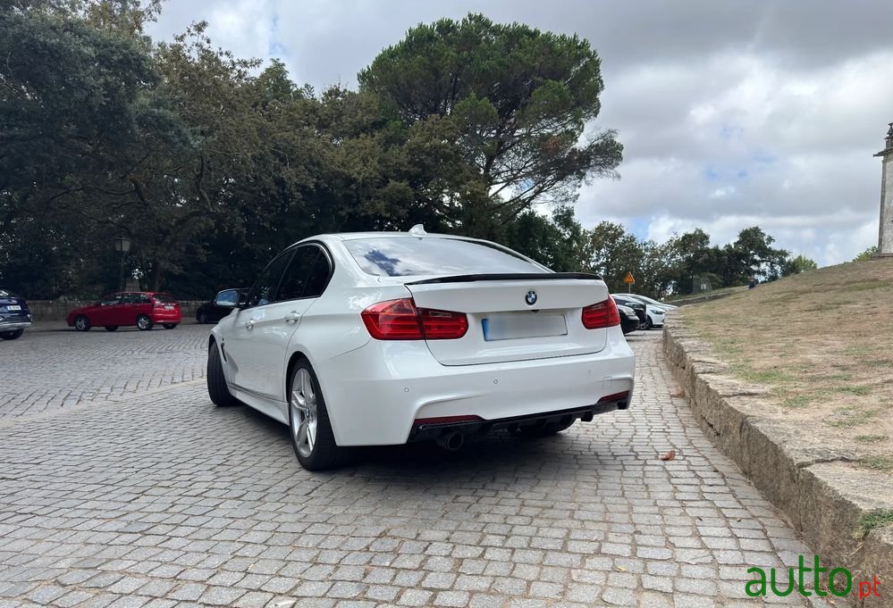 2013' BMW Série 3 photo #6