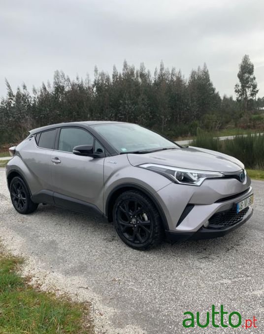 2018' Toyota C-Hr photo #3