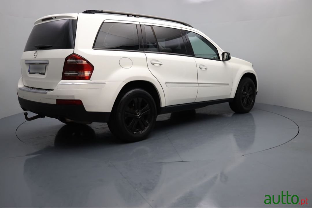 2007' Mercedes-Benz Gl-320 photo #2