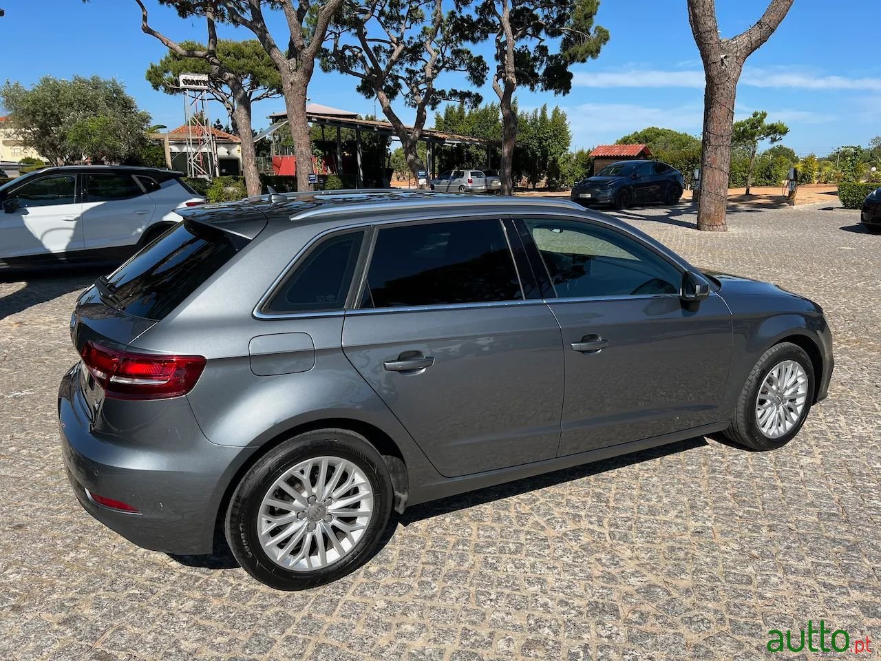 2017' Audi A3 Sportback photo #5