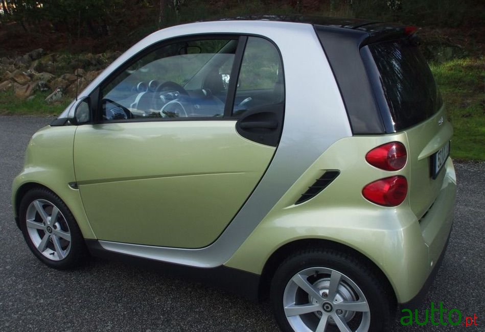 2009' Smart Fortwo photo #4
