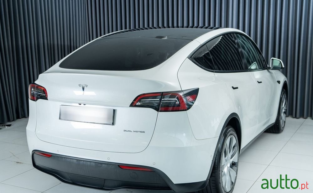 2022' Tesla Model Y photo #4
