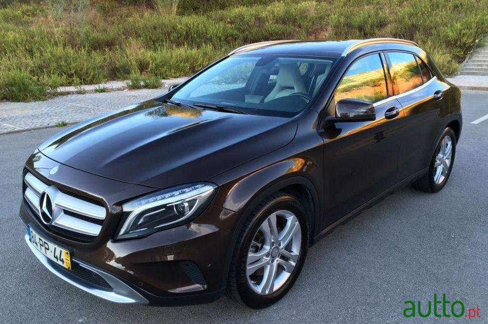 2015' Mercedes-Benz Gla-250 250 4-Matic photo #2