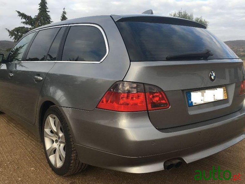 2004' BMW 525 D Touring Aut. photo #1