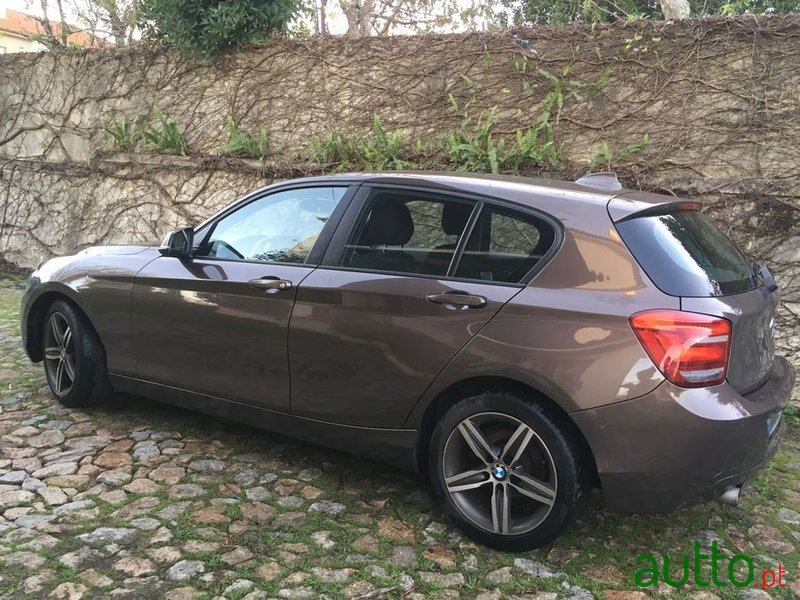 2013' BMW 116 D Urban Line photo #3