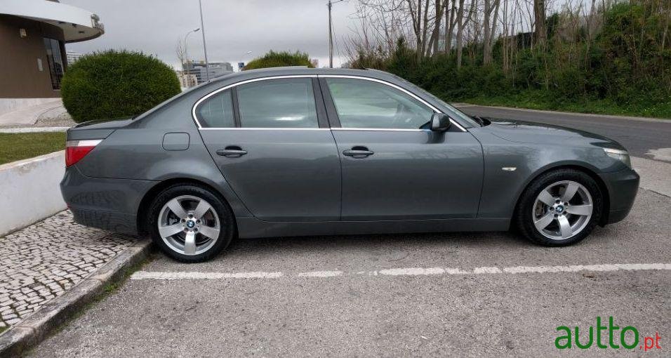 2005' BMW 530 photo #2