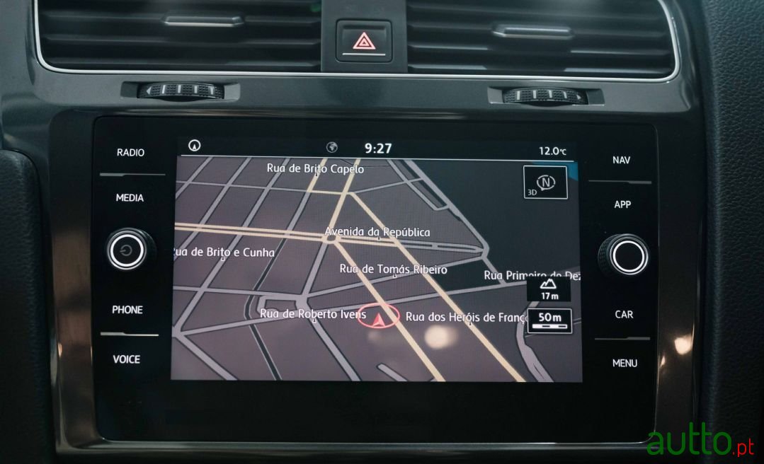 2017' Volkswagen Golf Variant photo #5