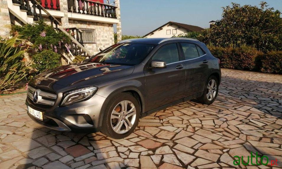 2014' Mercedes-Benz Gla-200 photo #1