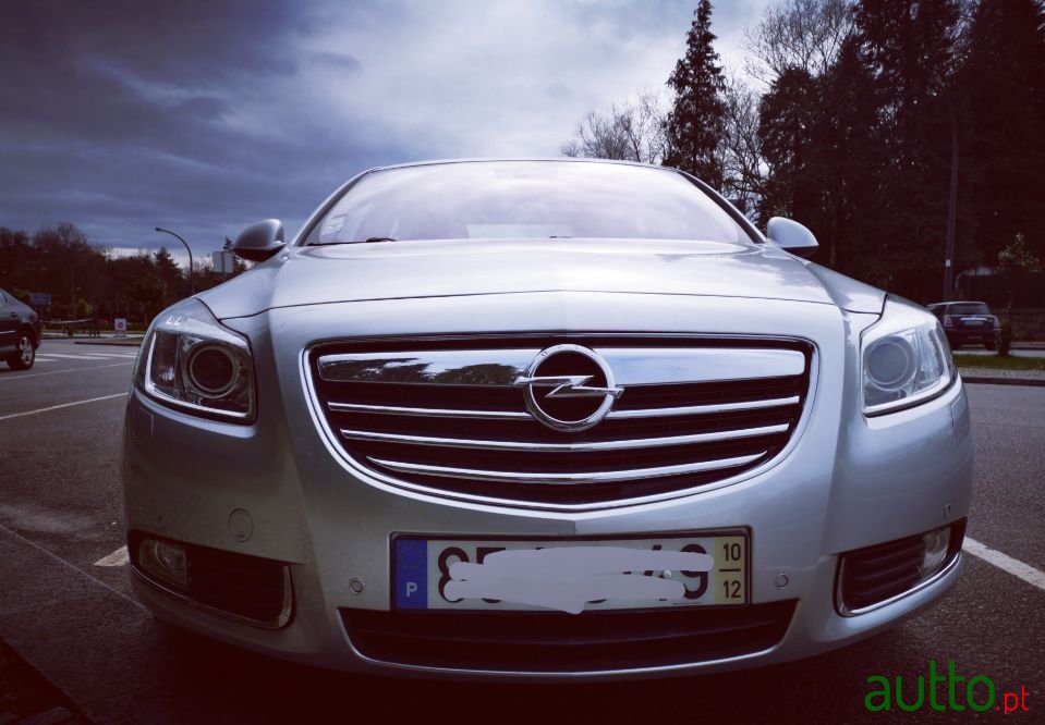 2010' Opel Insignia Cosmo photo #3