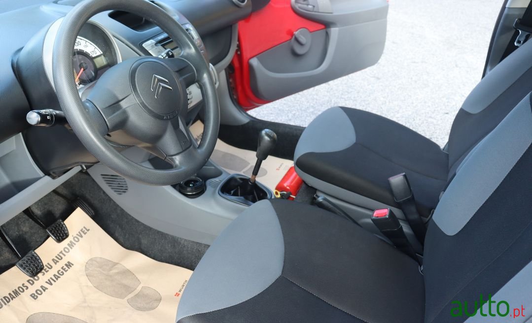 2011' Citroen C1 photo #5