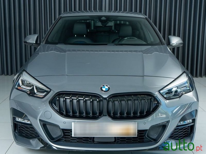 2022' BMW Série 2 photo #2