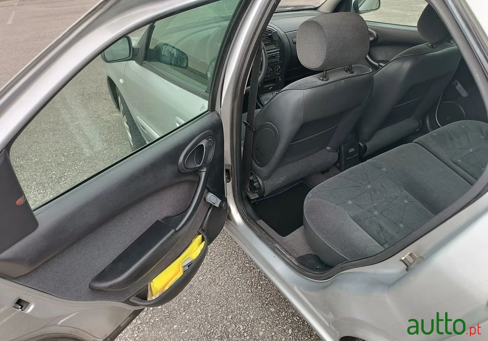 2002' Citroen Xsara 1.4I Sx photo #6