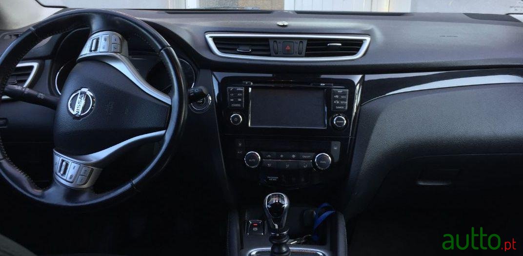 2014' Nissan Qashqai Full Extras photo #2