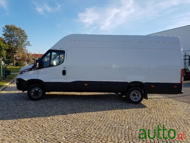 2015' Iveco Daily 35c15 photo #1
