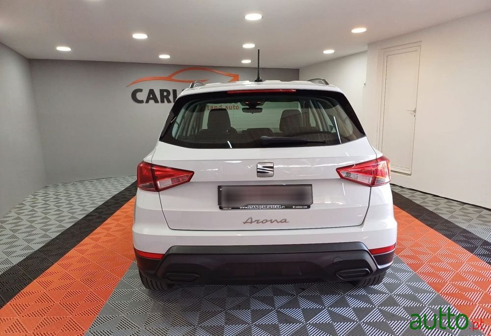 2022' SEAT Arona 1.0 Tsi Style photo #4