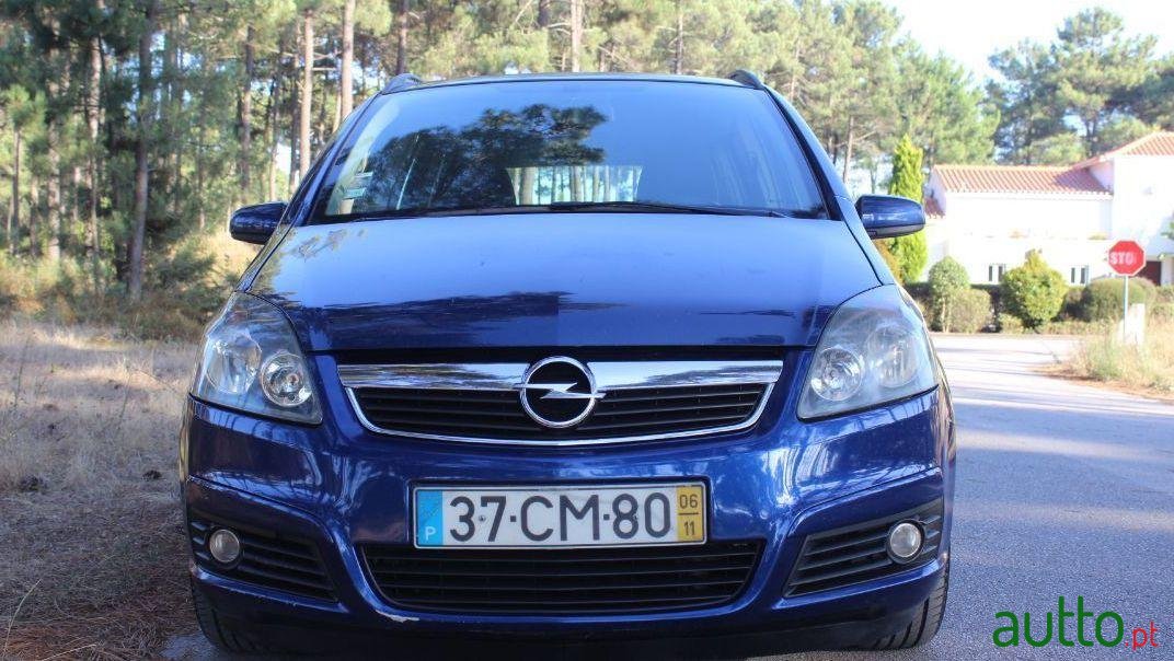 2006' Opel Zafira photo #5