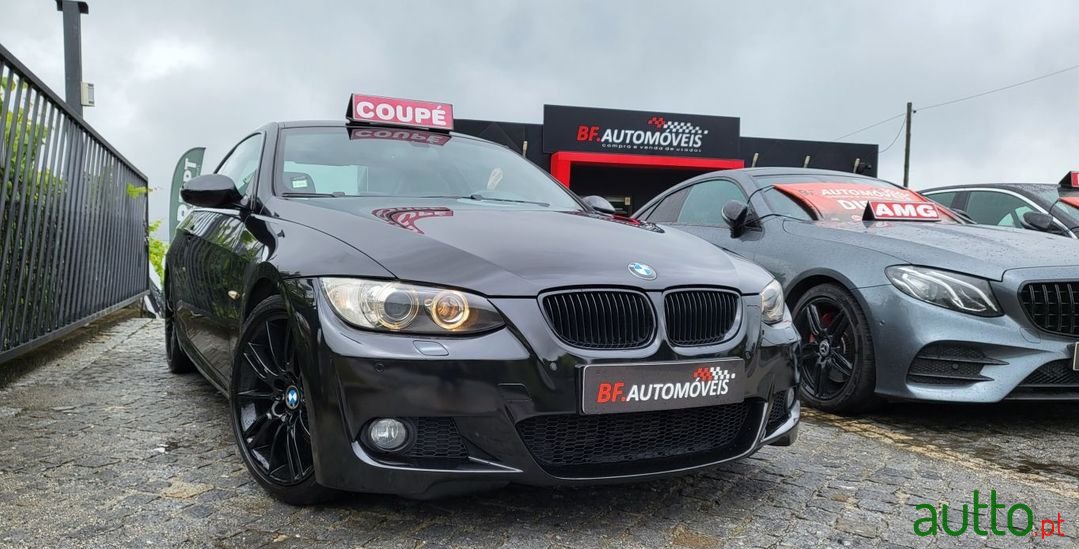 2007' BMW 320 photo #1