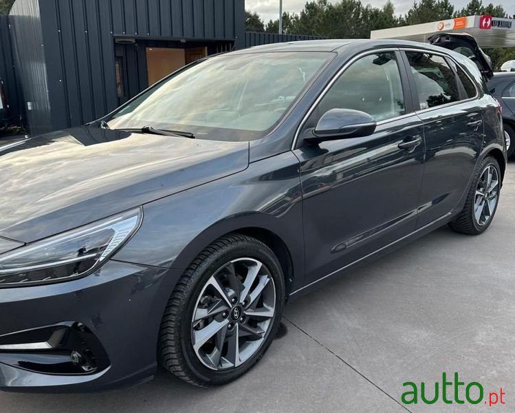 2021' Hyundai i30 photo #3