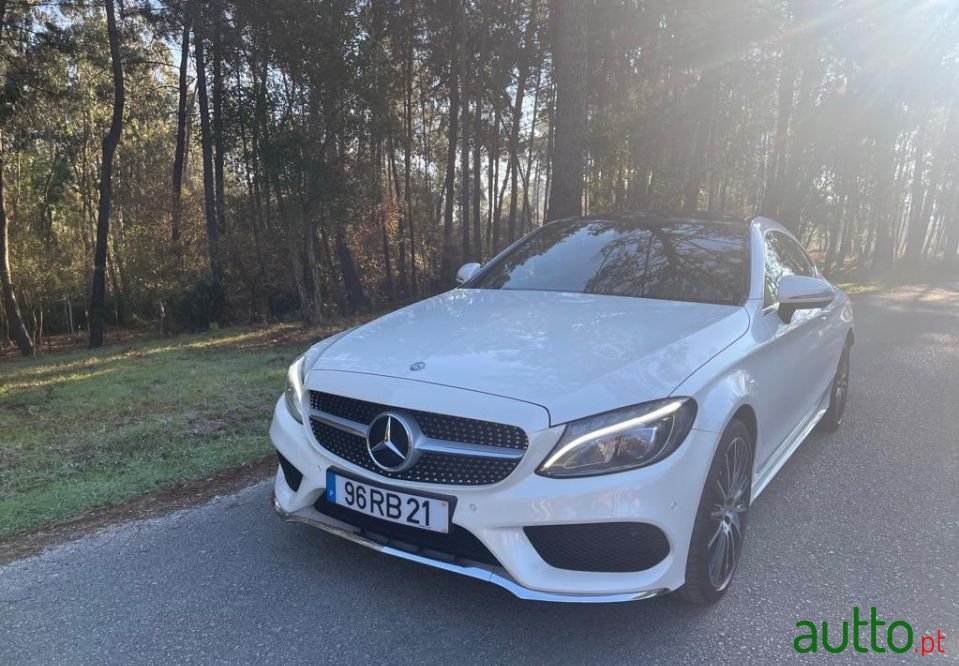 2016' Mercedes-Benz C-250 photo #5