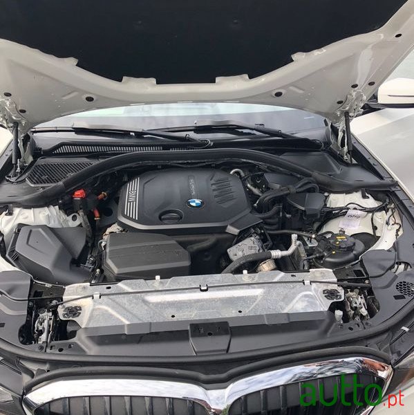 2019' BMW 320 D Touring photo #6