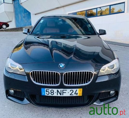 2012' BMW 520 photo #5