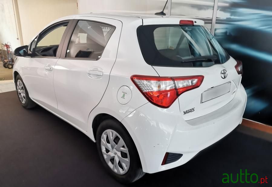 2020' Toyota Yaris photo #5