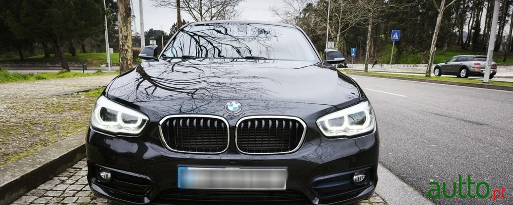 2019' BMW Série 1 D photo #1