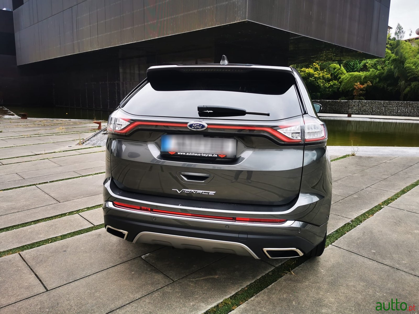 2018' Ford Edge photo #4