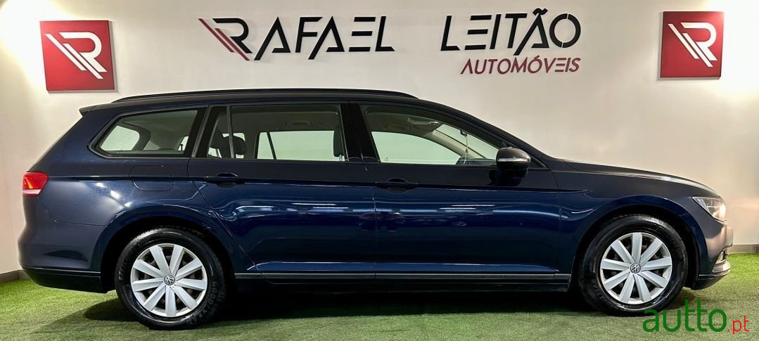 2015' Volkswagen Passat Variant photo #4