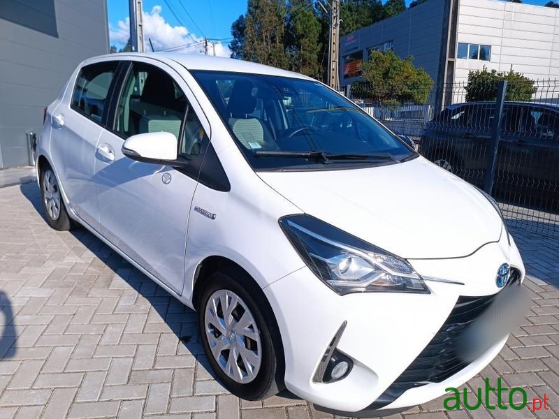 2018' Toyota Yaris 1.5 Hsd Active photo #3