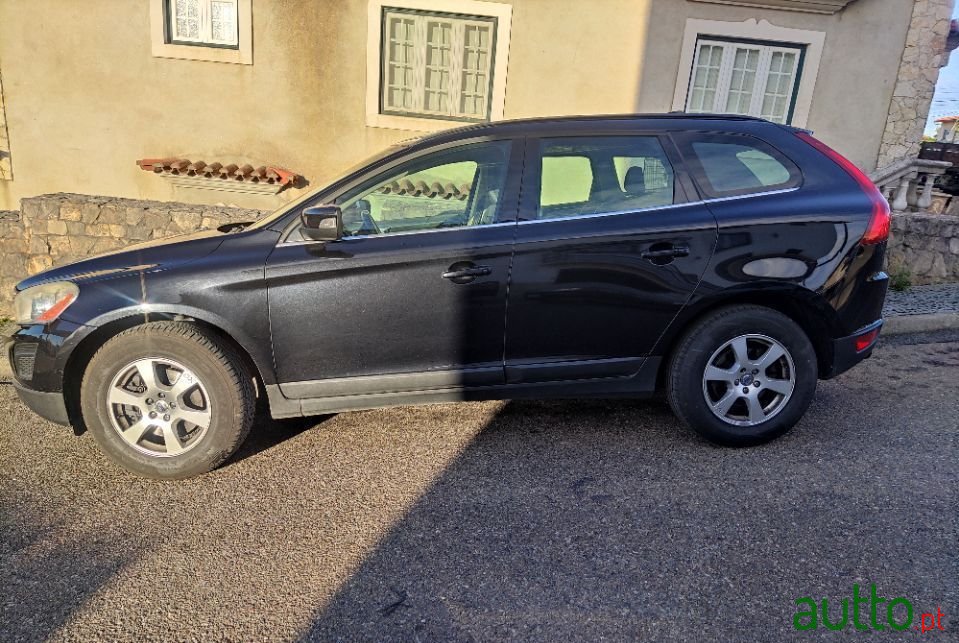 2011' Volvo Xc-60 photo #1