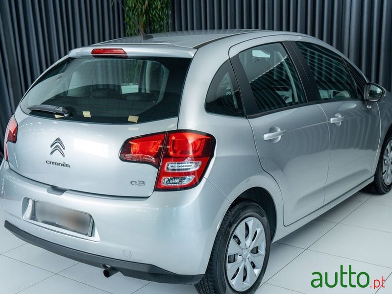 2011' Citroen C3 Hdi Fap Attraction photo #4