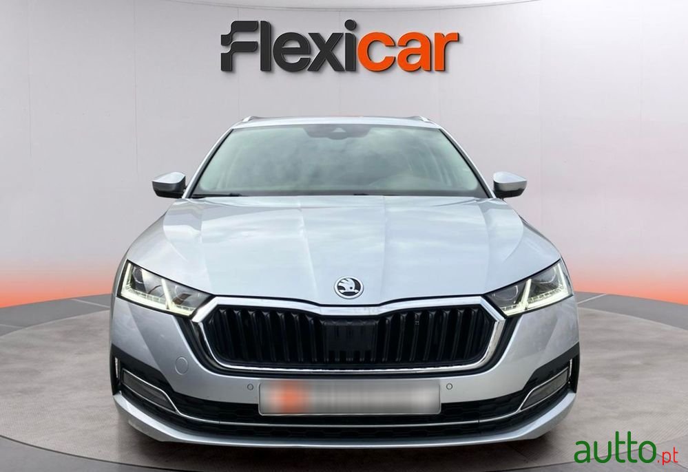 2022' Skoda Octavia Break photo #4