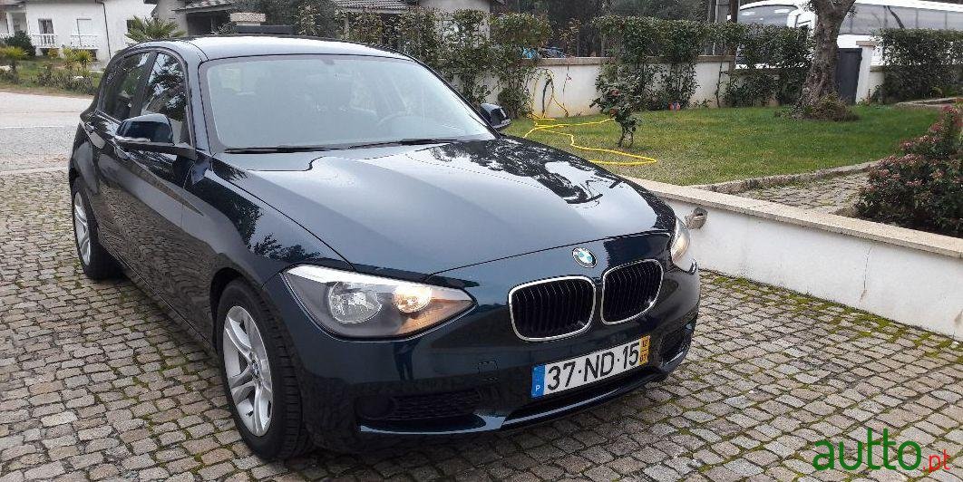 2012' BMW 116 Line Sport photo #1