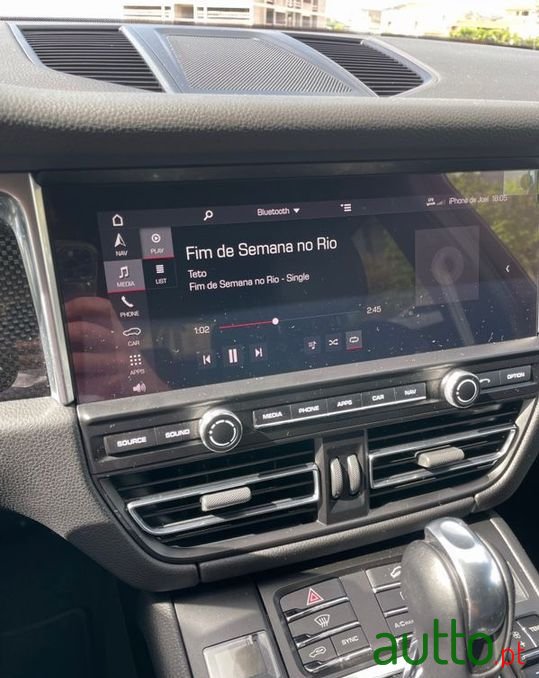 2019' Porsche Macan photo #6