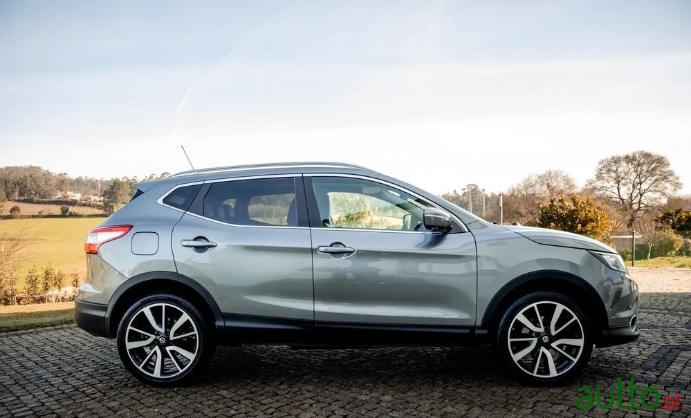 2015' Nissan Qashqai photo #4