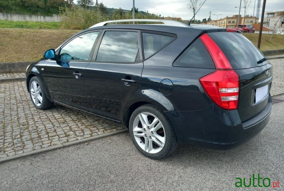 2008' Kia Ceed Sw photo #5